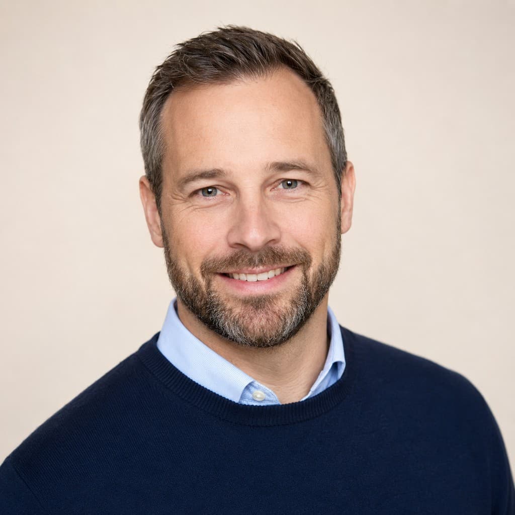 Simon White